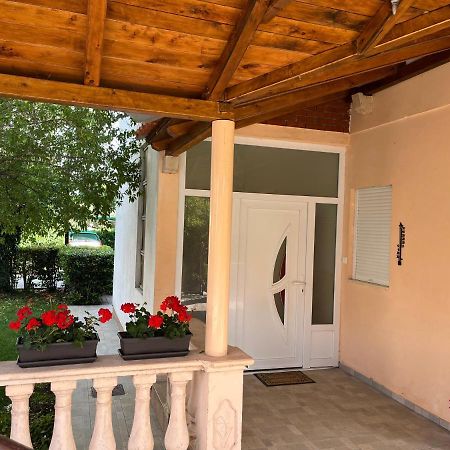 Apartment Ruzica Sukošan Kültér fotó